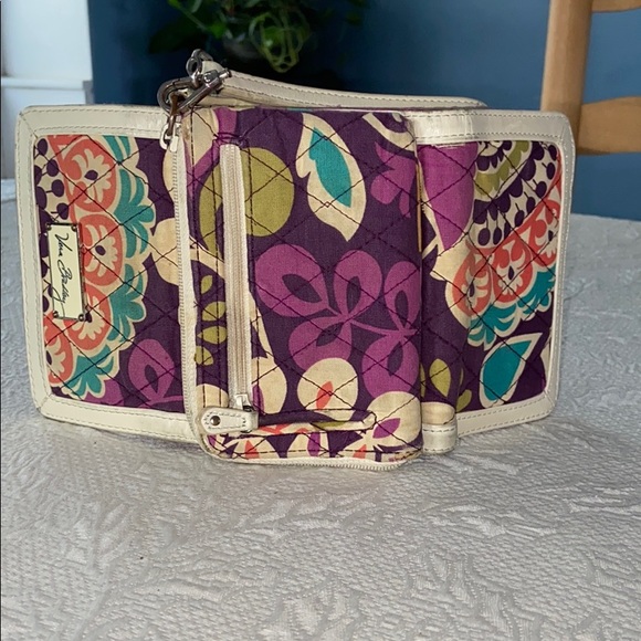 Vera Bradley Wristlet / Wallet - Picture 3 of 10